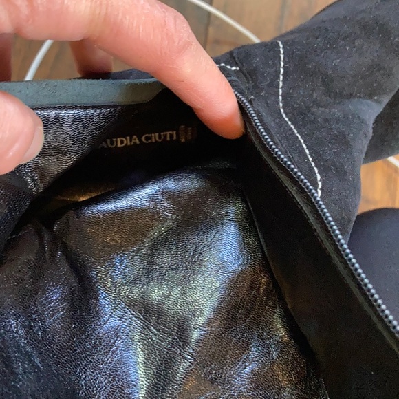Claudia Ciuti Black Suede Heeled Boots - Picture 9 of 11
